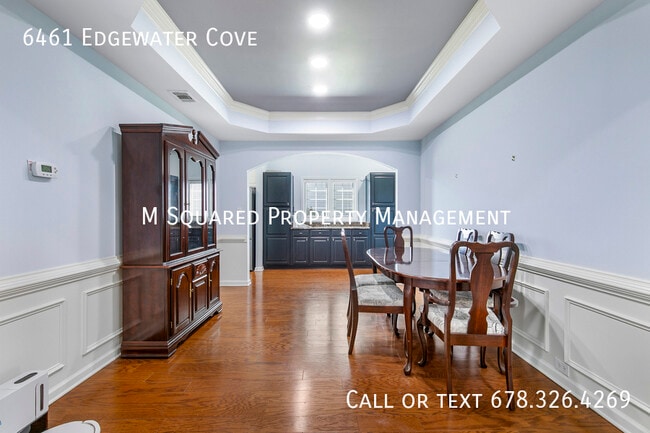 Foto del edificio - 6461 Edgewater Cove