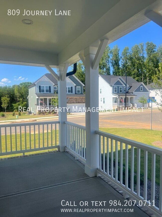 Building Photo - Brand New 5 Bedroom 3 Bath Home near downt...