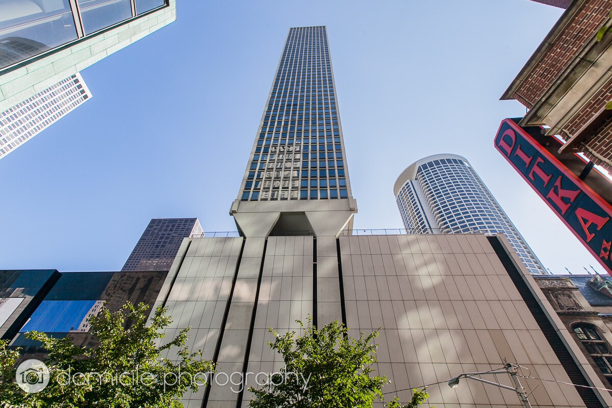 Foto principal - 111 E Chestnut St