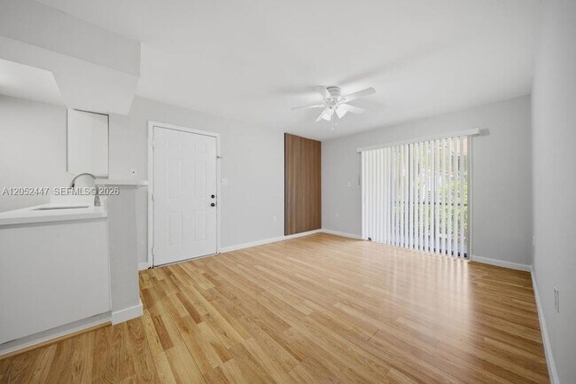 Foto del edificio - 15560 SW 104th Terrace