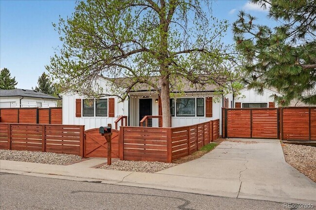 Foto del edificio - 6473 S Prescott St