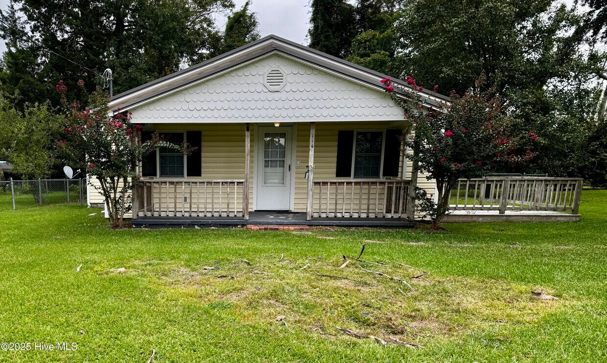 Primary Photo - 114 Norris Rd