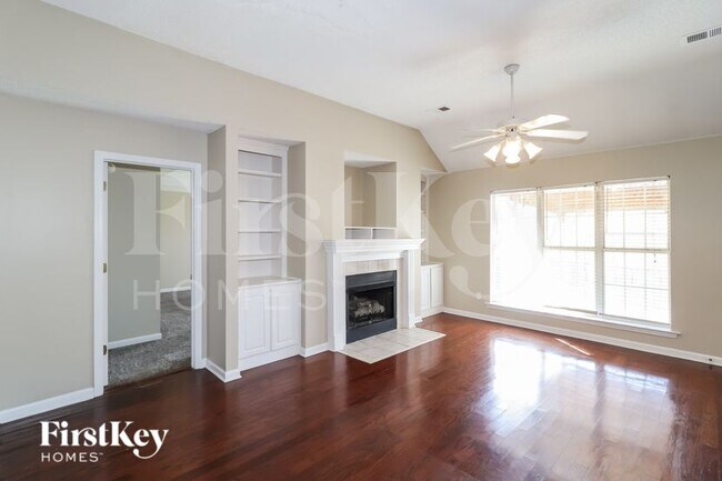 Foto del edificio - 1413 Leery Cove