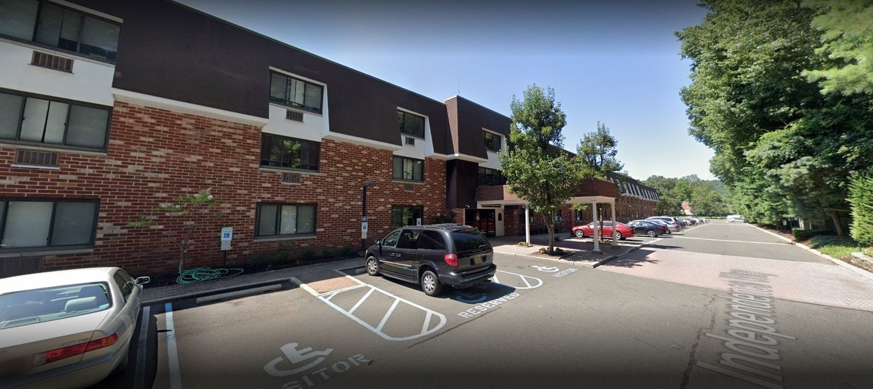 Building Photo - The Richard J. Colandrea Residence
