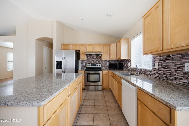 Building Photo - 4512 E Windsong Dr