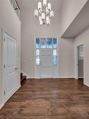 Building Photo - 6940 Clearhaven Dr