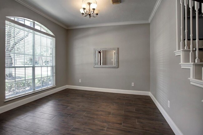 Foto del edificio - 5630 Heather Run Dr