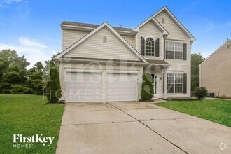 Building Photo - 4643 Maplecrest Pl