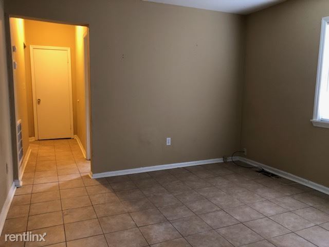 Building Photo - 3 br, 1.5 bath  - 1200 Glenwood Ave A