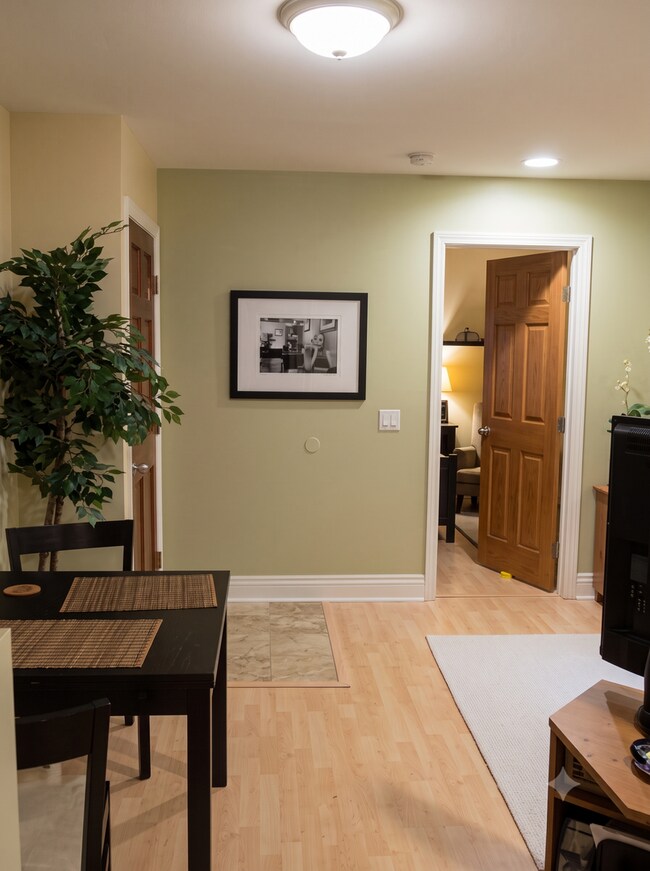 Foto del edificio - 8215 Jade Coast Rd