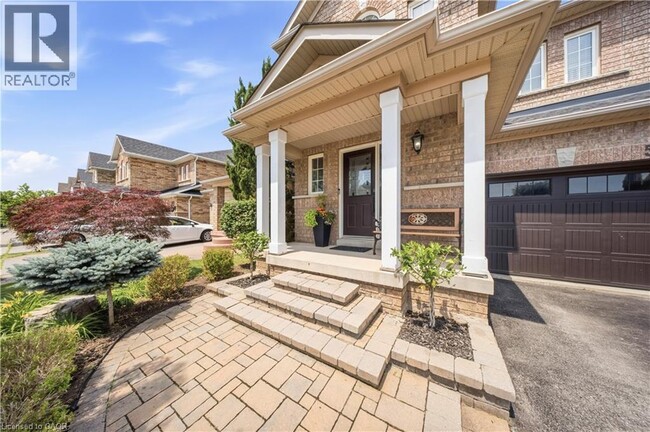 Building Photo - 5875 Blue Spruce Ave