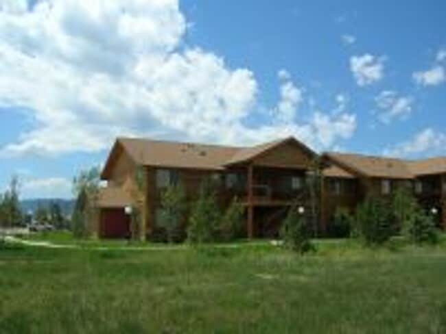 Building Photo - For Rent – 1-Bedroom Upper-Level Unit Near Victor, ID