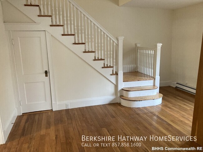 Photo - 38 Park Ave Apartment