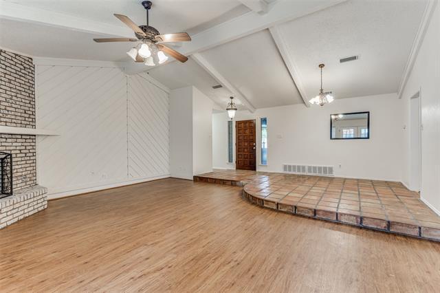 Foto del edificio - 4203 Oak Country Dr