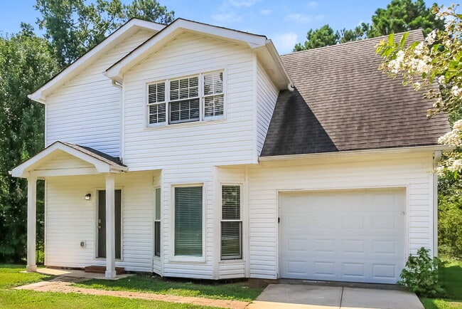 Building Photo - 1669 Underwood Dr SE