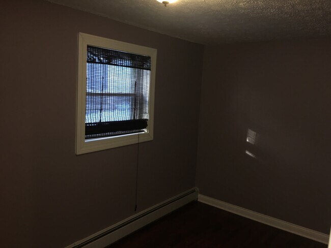 Building Photo - 5818 S Archer Ave