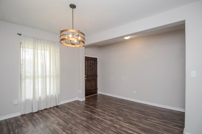 Building Photo - 522 Puerta del Sol Dr