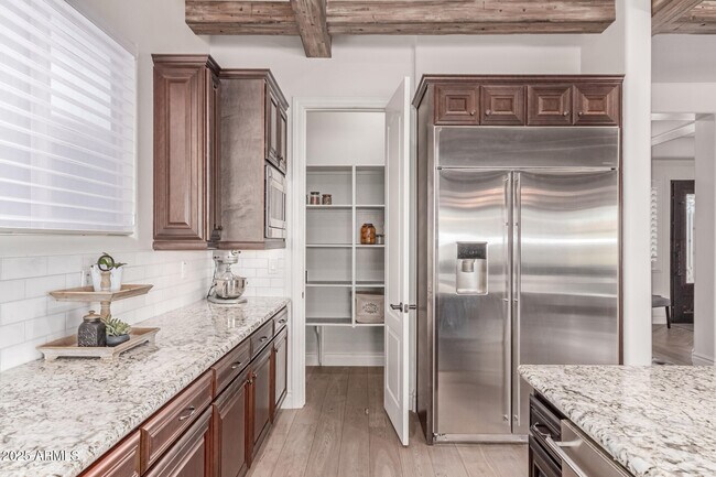 Foto del edificio - 23126 N 45th Pl
