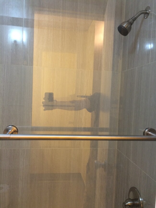 Building Photo - 4222 Monroe Dr