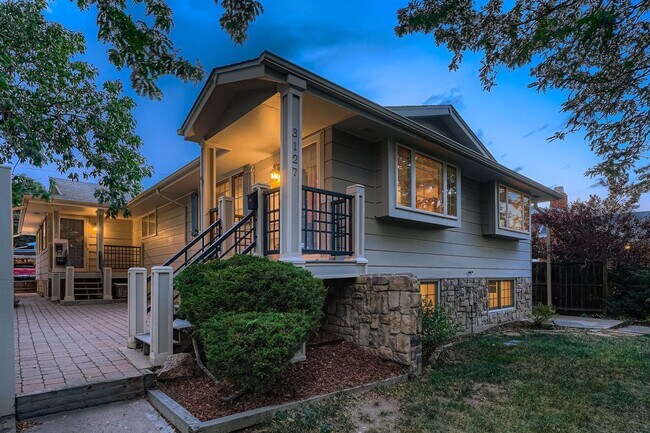 Foto del edificio - West Highlands 4-bedroom 2-bathroom