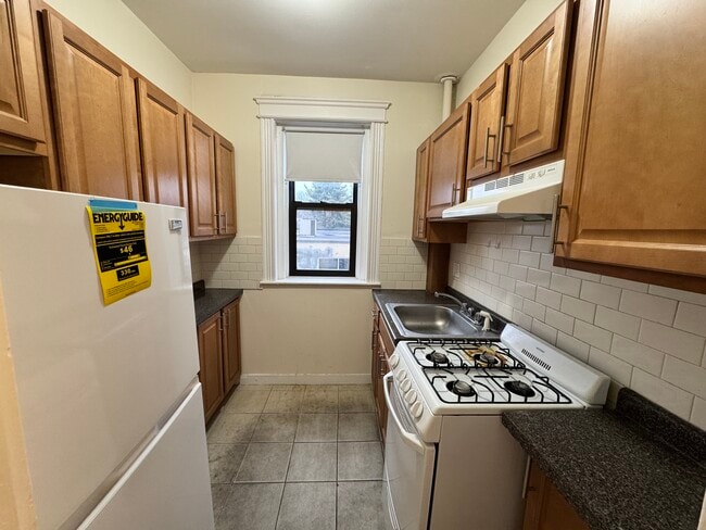 Foto del edificio - 1188 Commonwealth Ave