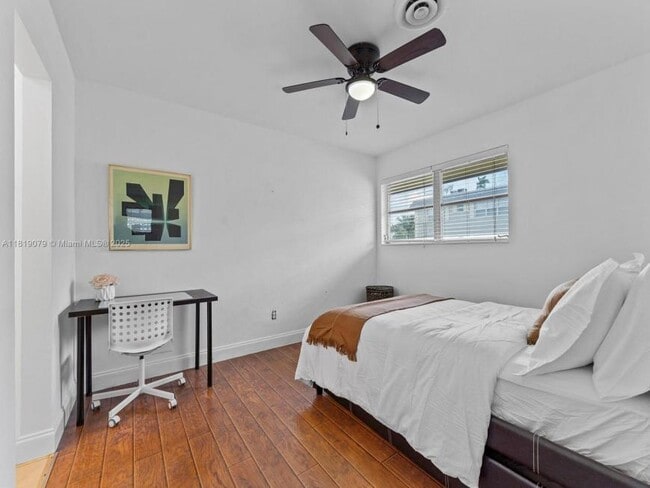 Building Photo - 2 bedroom in Hollywood FL 33020