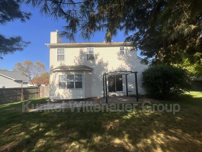 Building Photo - 329 Ring of Kerry Dr