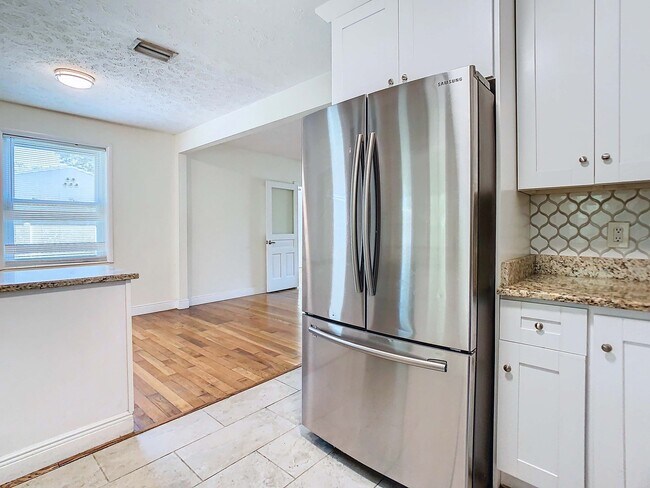 Foto del edificio - 2701 S Manhattan Ave