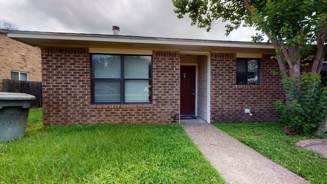 Photo - 1219 April Bloom Townhome