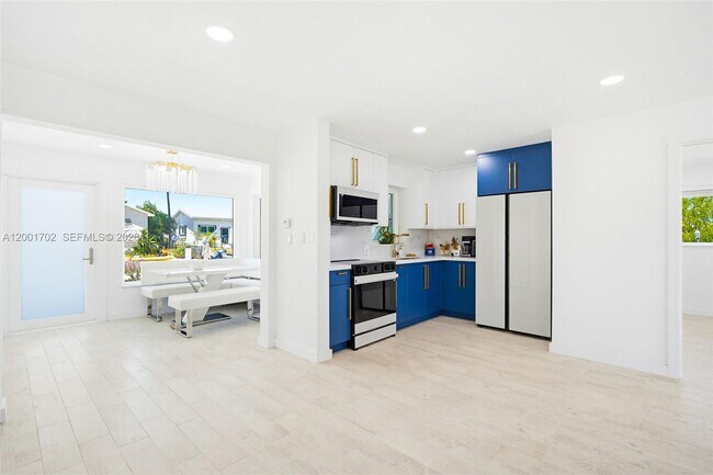 Foto del edificio - 30361 Hardin Rd