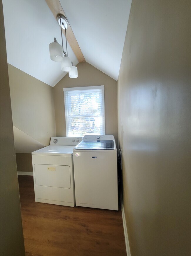 Foto del edificio - 2592 Stoney Brook Ln NE