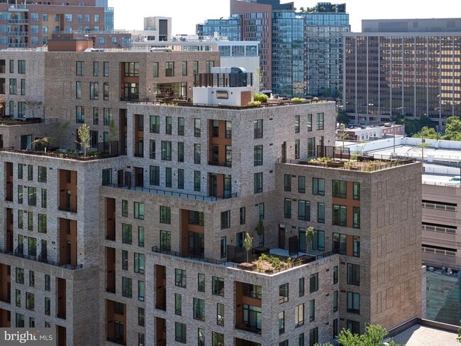 Building Photo - 4909 Auburn Ave