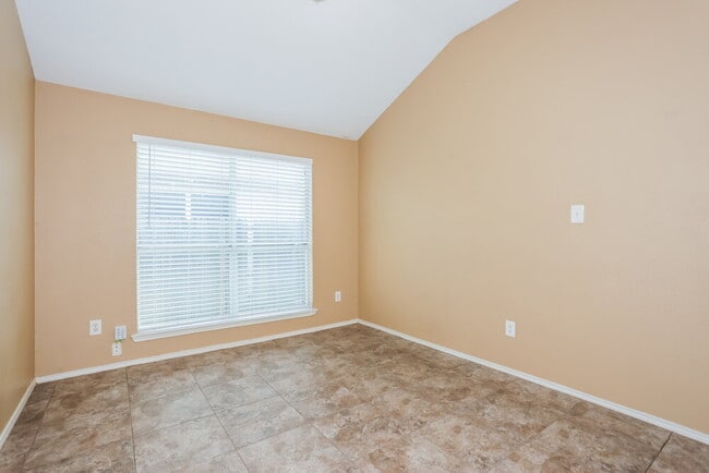 Foto del edificio - 10605 Towerwood Dr