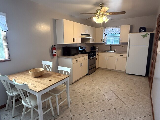 Foto del edificio - 47 Harding Ct