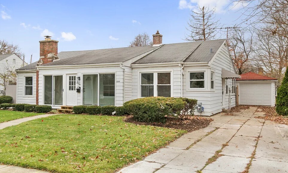 Foto principal - 1244 Douglas Ave