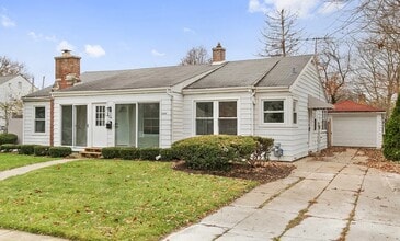 Building Photo - 1244 Douglas Ave