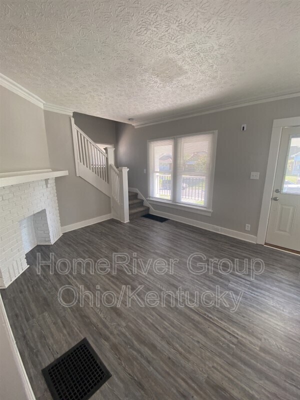 Foto del edificio - 1319 Highland Ave