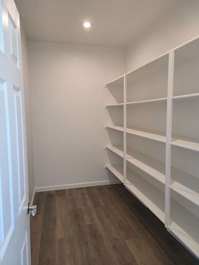 Building Photo - 4 Bdrm, 3 bath - Calipso at Solaire Commun...