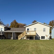 Building Photo - 1006 Castlewood Dr