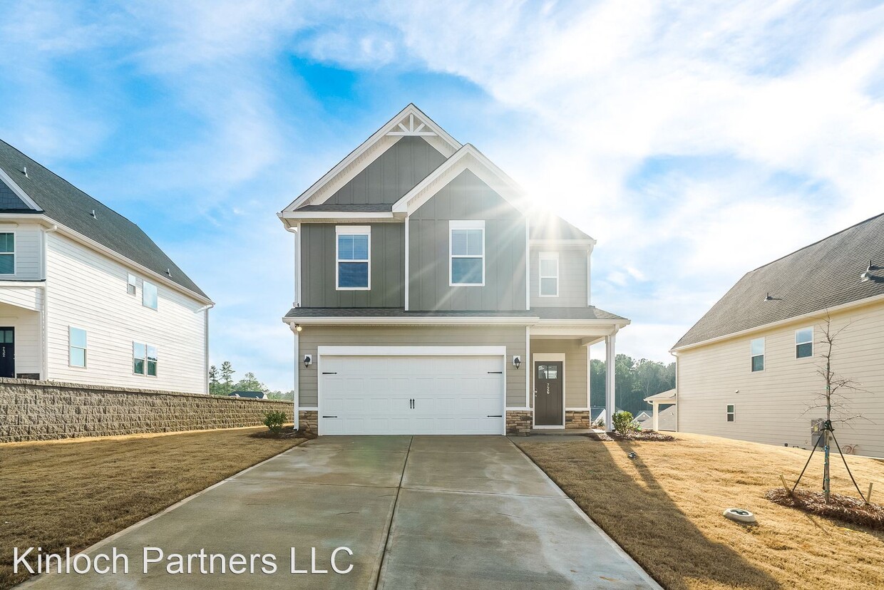 4 br, 3.5 bath House 726 Courtland Drive House Rental in Vaucluse, SC
