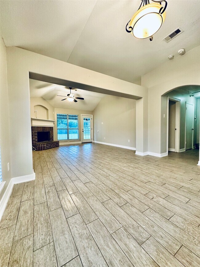 Foto del edificio - 21604 Horseshoe Dr