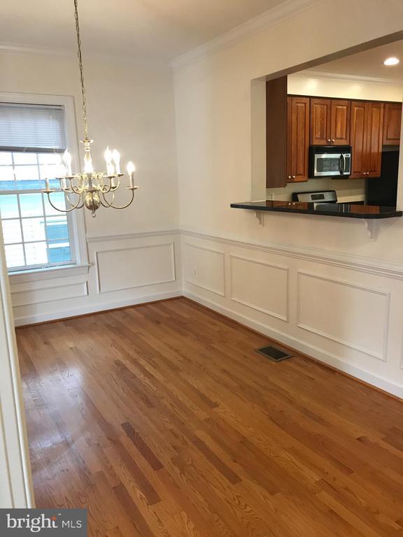 Foto del edificio - 5654 8th Rd N