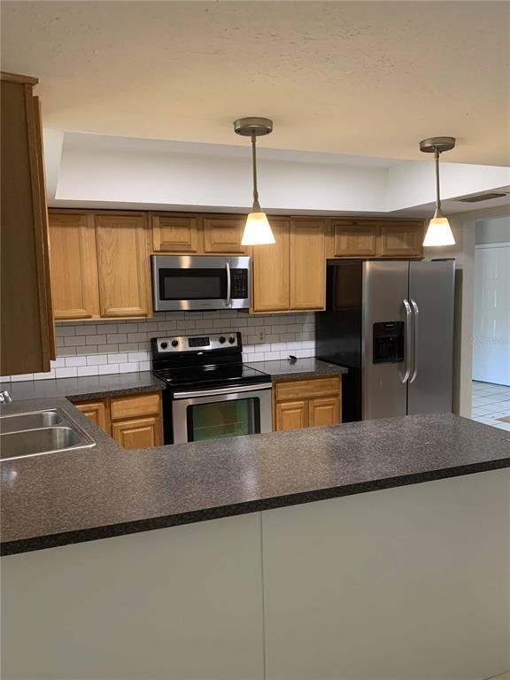 Foto del edificio - 113 Bloomingfield Dr