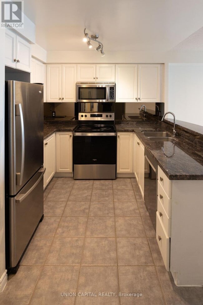 Photo du bâtiment - 7 Lorraine Dr