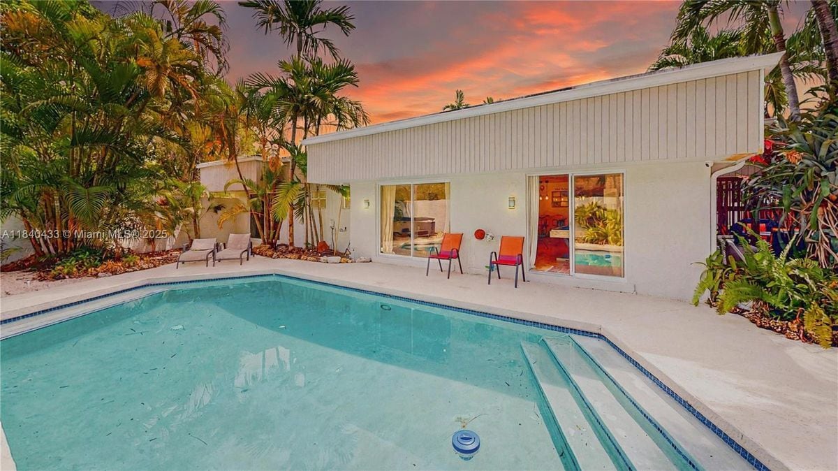 Foto del edificio - 9614 SW 134th Ct