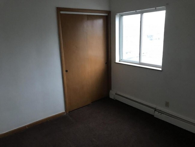 Building Photo - 3638 W 117th St
