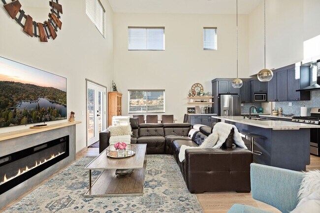 Foto del edificio - 1215 Valley View Dr