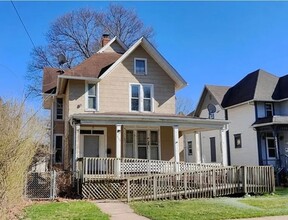 Building Photo - 975 Grant Ave