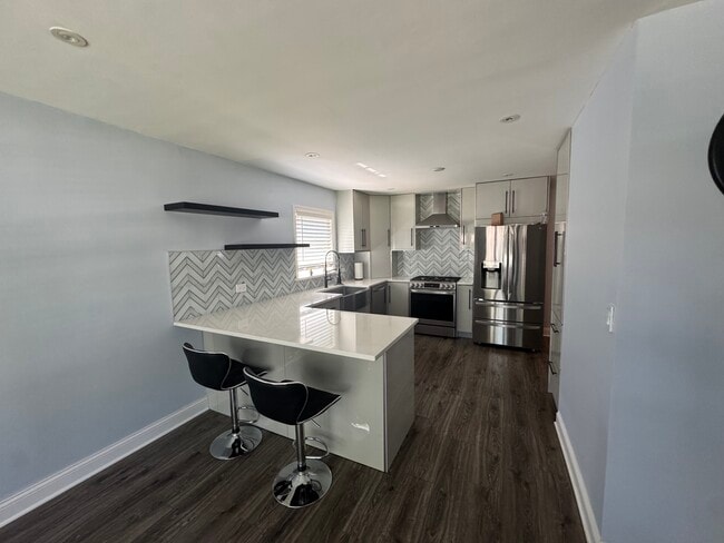 Foto del edificio - 310 N William St