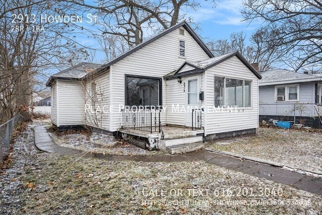 Building Photo - 2913 Howden St